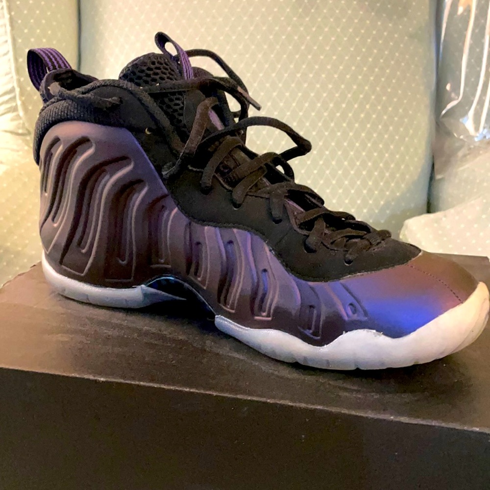 Air Foamposite. Black/purple. Size 6.5 youth